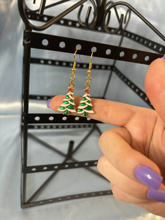 Christmas Snowy Green Tree With red star Earrings